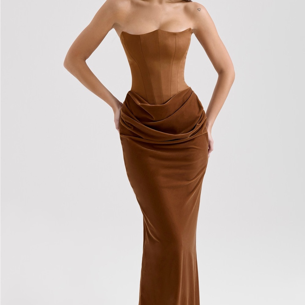 House of CB PERSEPHONE Toffee Velvet Strapless Corset Maxi Dress Brand New Tags